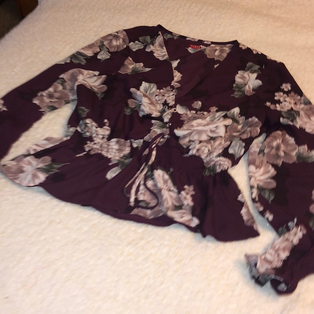 Woman’s Floral Long Sleeve Top